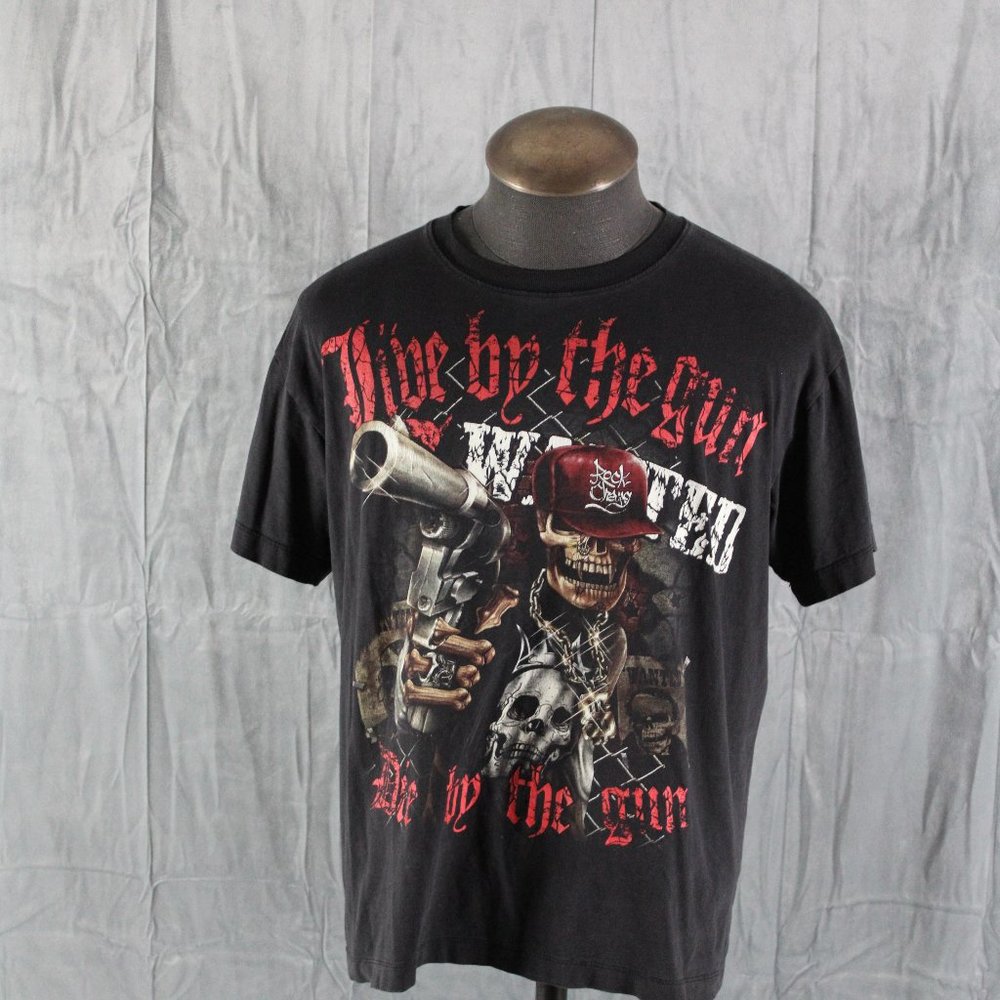 Retro Graphic T-shirt - Live by Gun Die by Gun Rock Chang - Men's Large